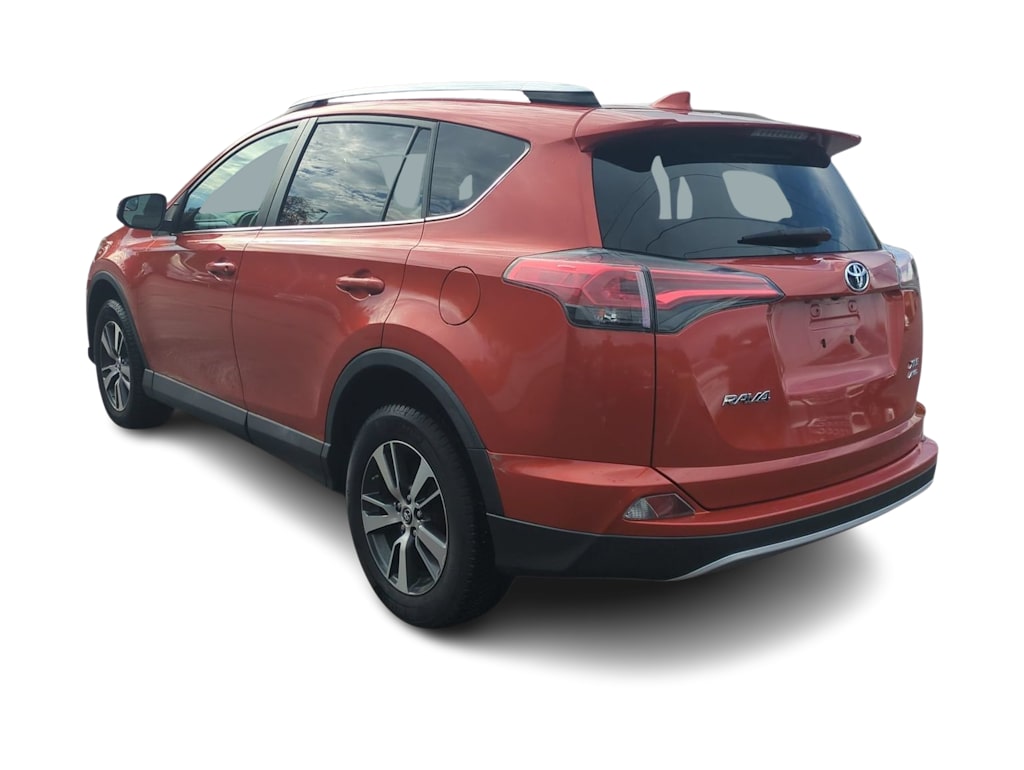 Thumbnail: 2016 Toyota RAV4 - 4