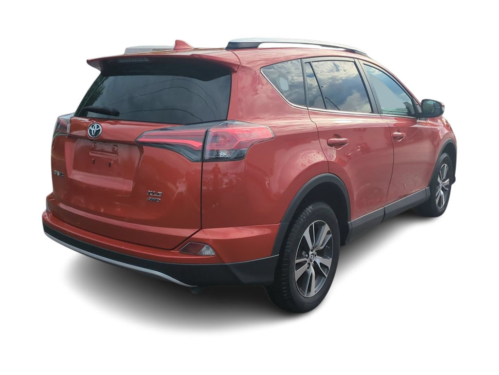 Thumbnail: 2016 Toyota RAV4 - 22