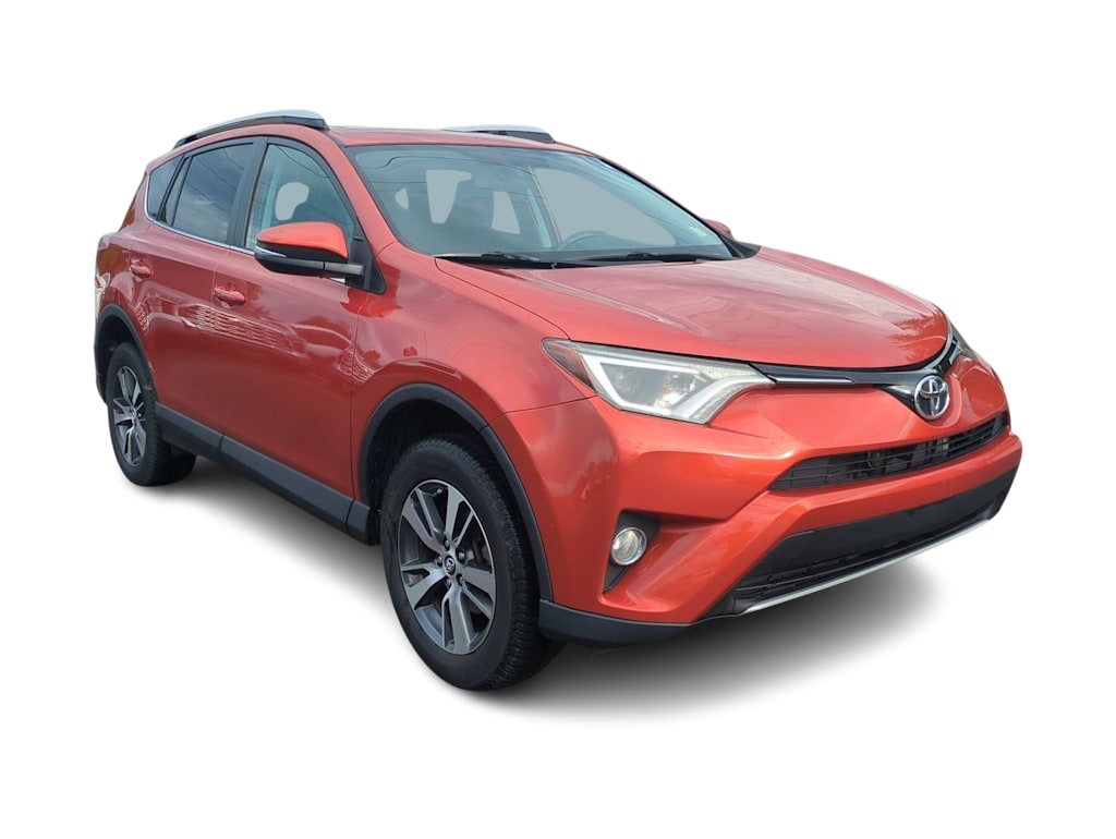 Thumbnail: 2016 Toyota RAV4 - 20