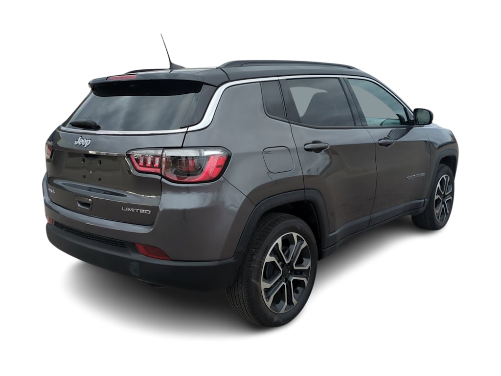 Thumbnail: 2023 Jeep Compass - 22