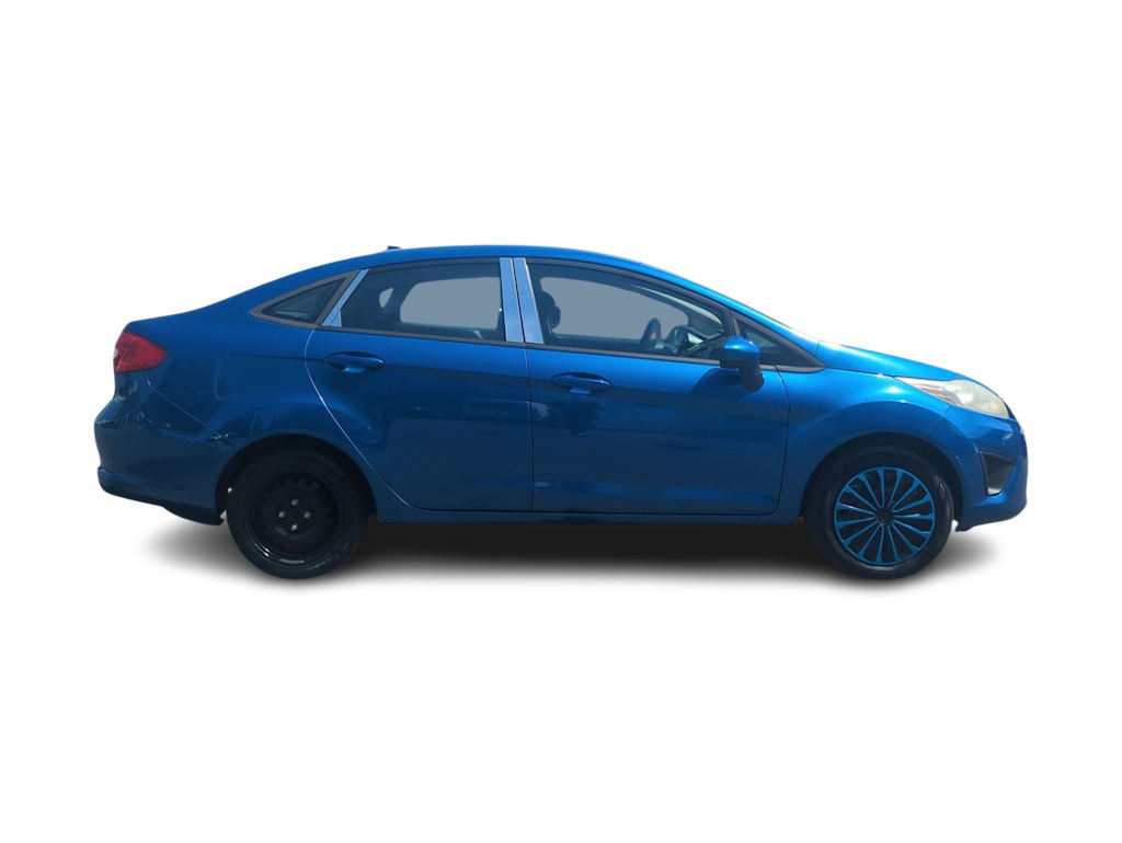 Thumbnail: 2011 Ford Fiesta - 22