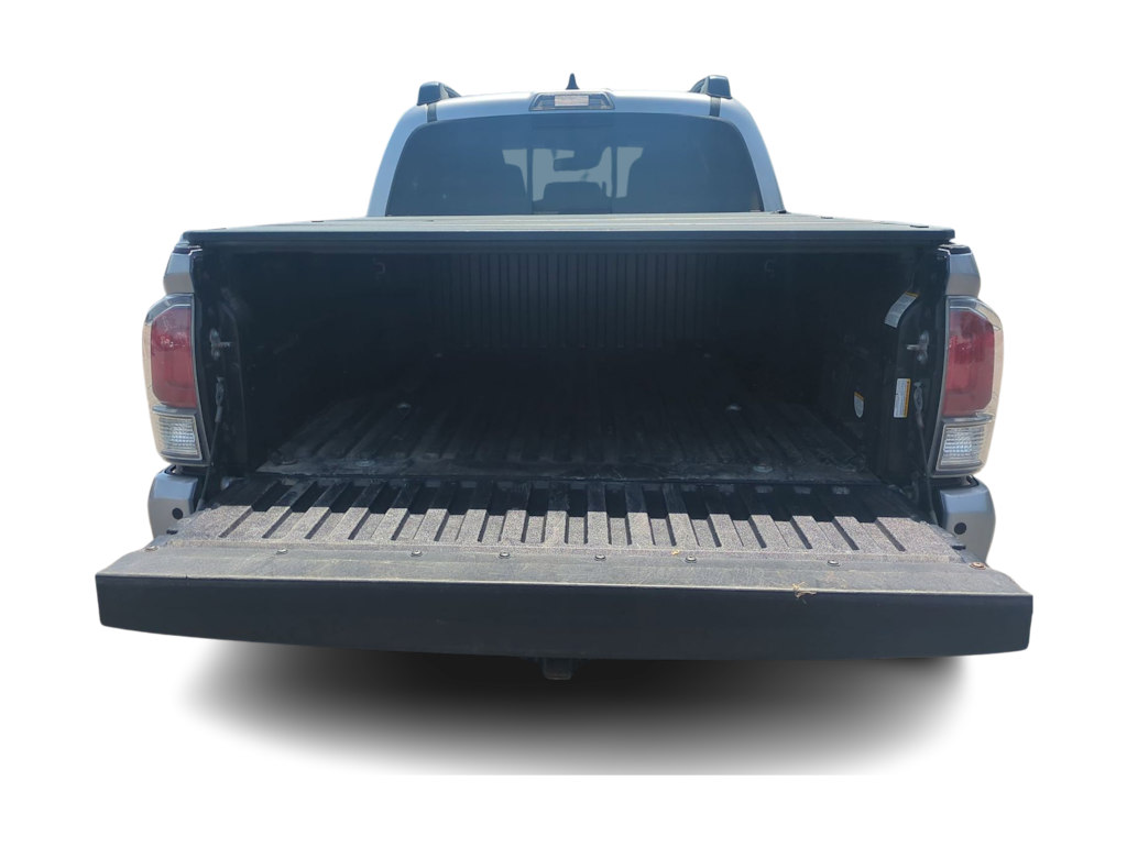 Thumbnail: 2020 Toyota Tacoma - 17