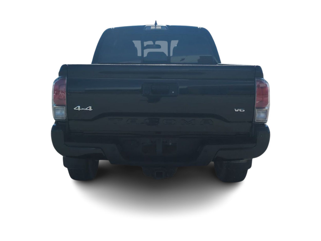 Thumbnail: 2016 Toyota Tacoma - 5