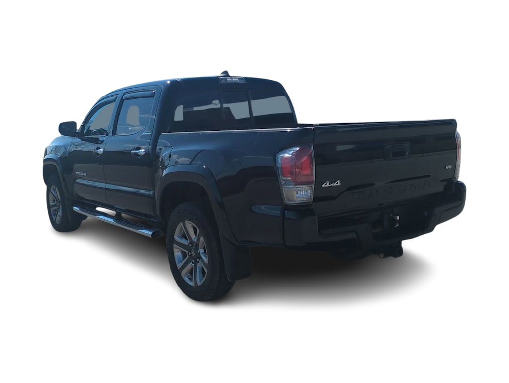 Thumbnail: 2016 Toyota Tacoma - 4