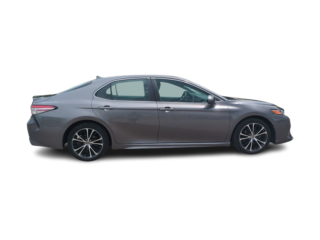 Thumbnail: 2019 Toyota Camry - 23
