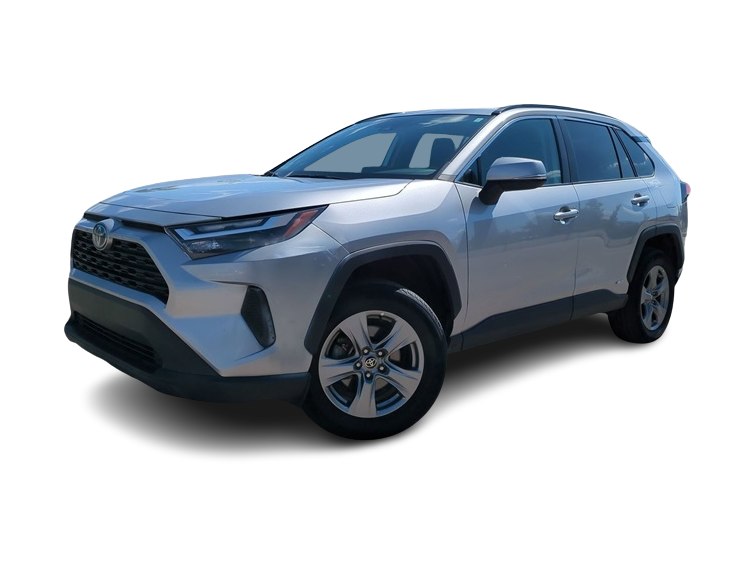 Used 2022 Toyota RAV4 XLE with VIN 4T3RWRFV4NU052778 for sale in Medford, OR