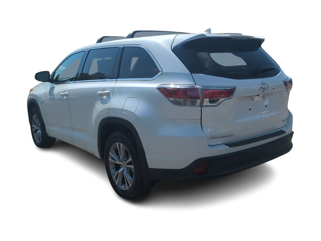 Thumbnail: 2015 Toyota Highlander - 4