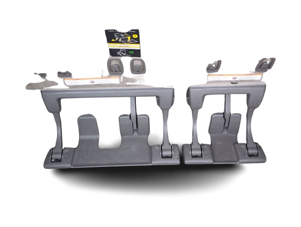 Thumbnail: 2015 Toyota Sienna - 17