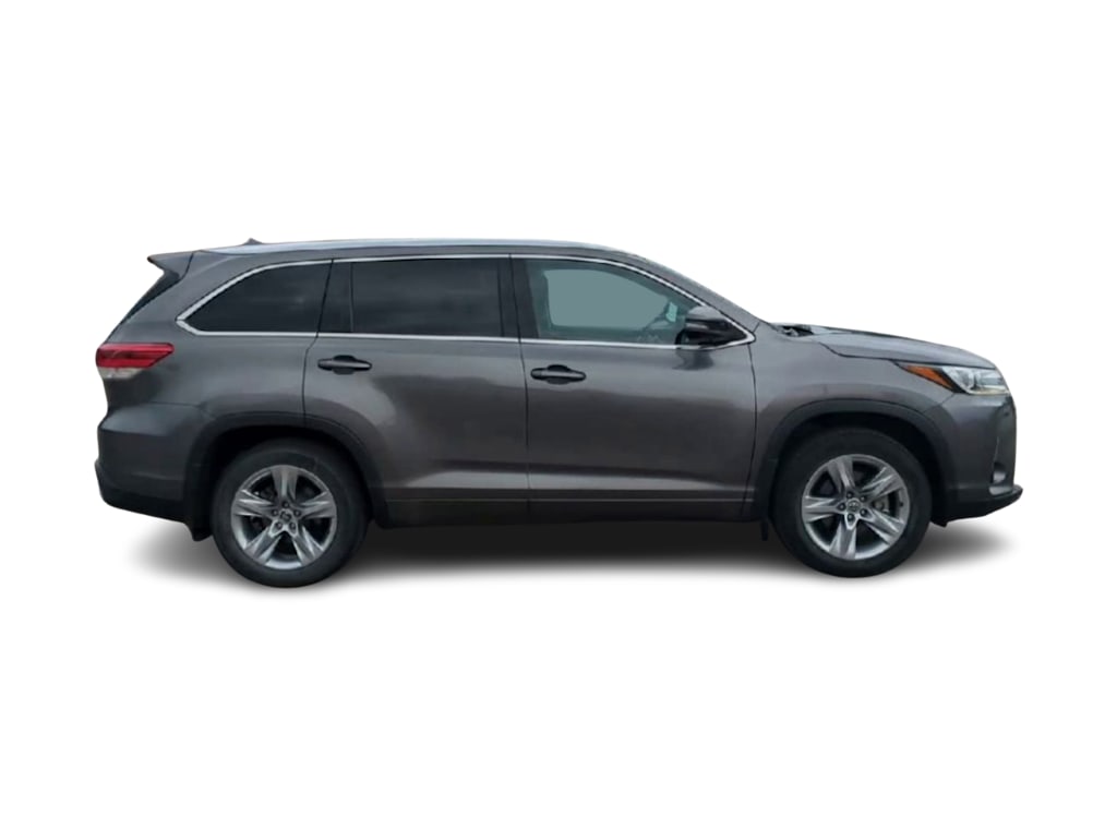 Thumbnail: 2019 Toyota Highlander - 23
