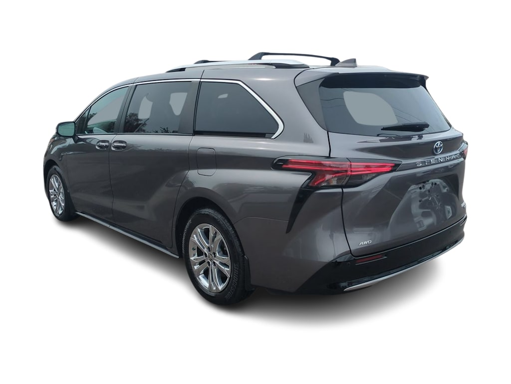 Thumbnail: 2024 Toyota Sienna - 4