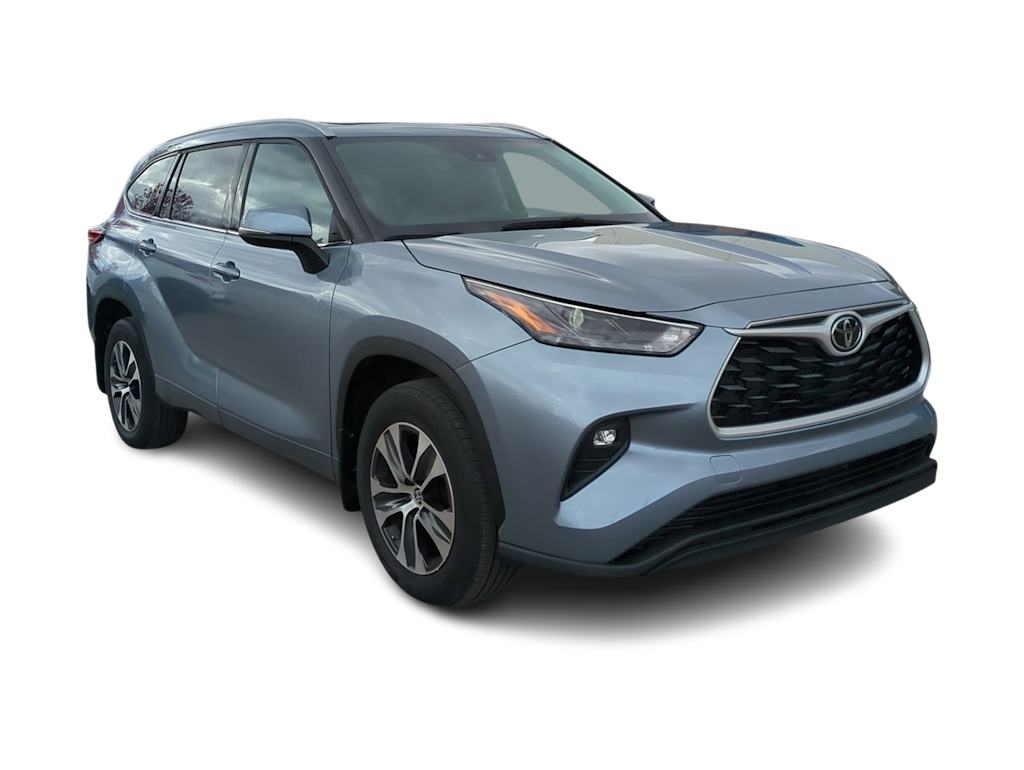 Thumbnail: 2022 Toyota Highlander - 20