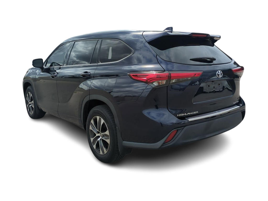 Thumbnail: 2020 Toyota Highlander - 4