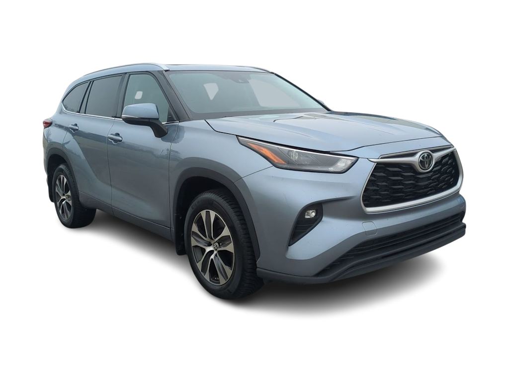 Thumbnail: 2022 Toyota Highlander - 19