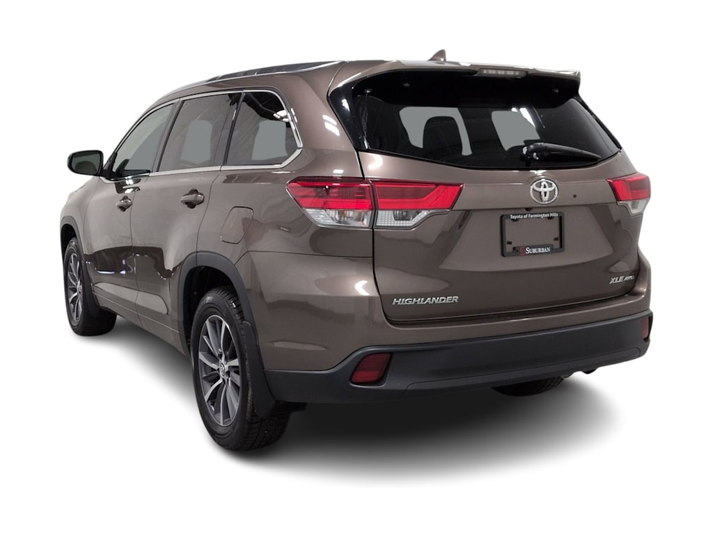 Thumbnail: 2018 Toyota Highlander - 4