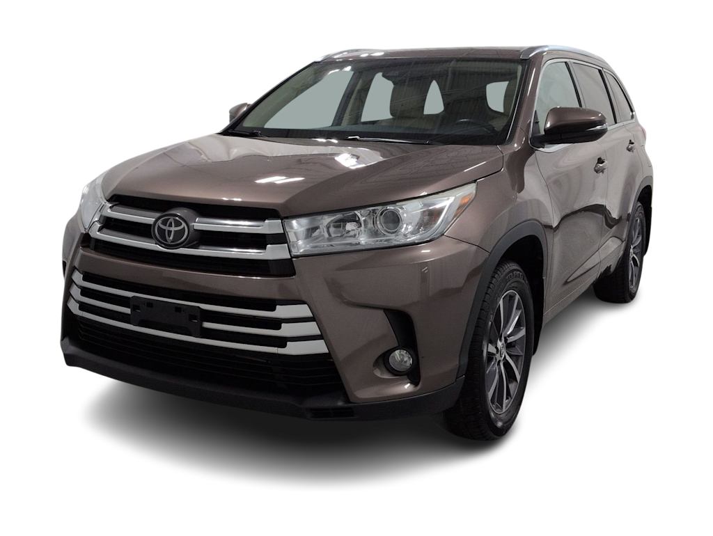 Thumbnail: 2018 Toyota Highlander - 20