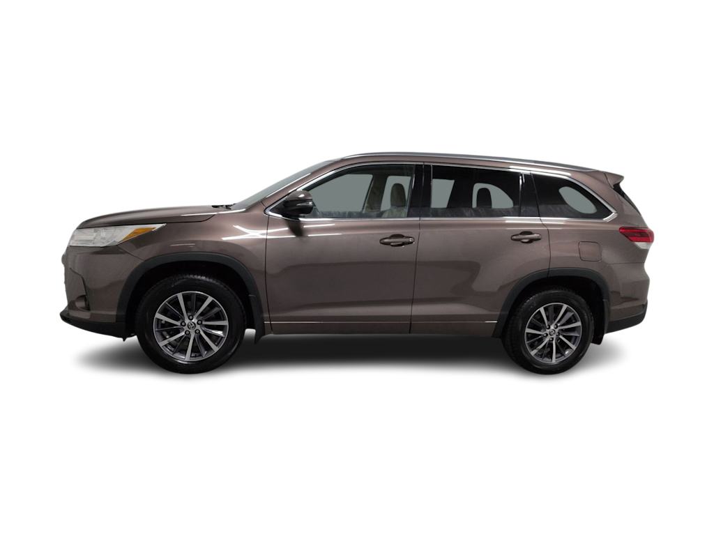 Thumbnail: 2018 Toyota Highlander - 3