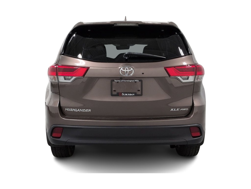 Thumbnail: 2018 Toyota Highlander - 5