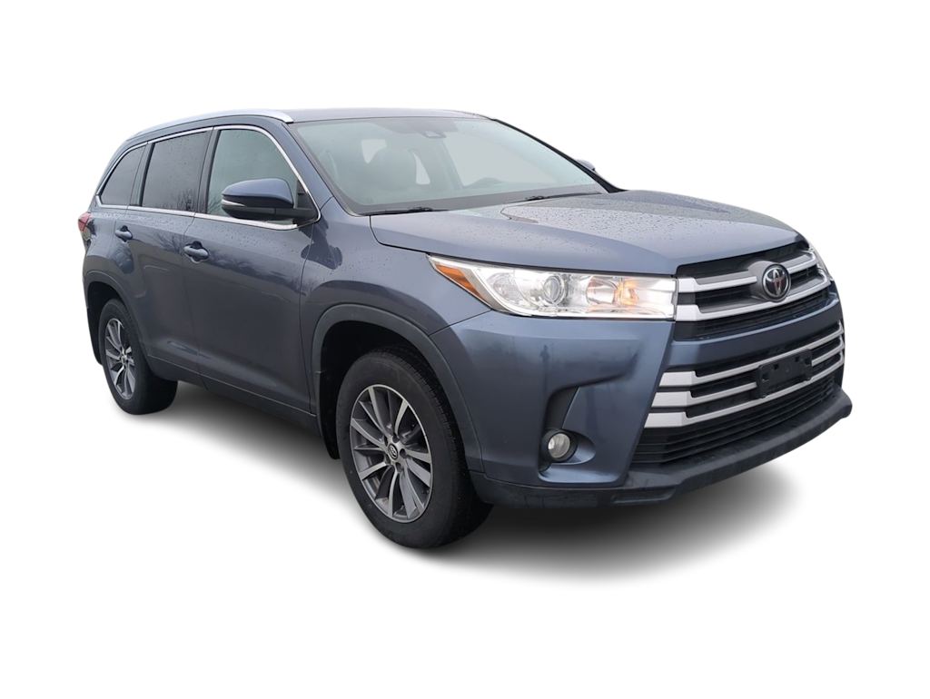 Thumbnail: 2019 Toyota Highlander - 19