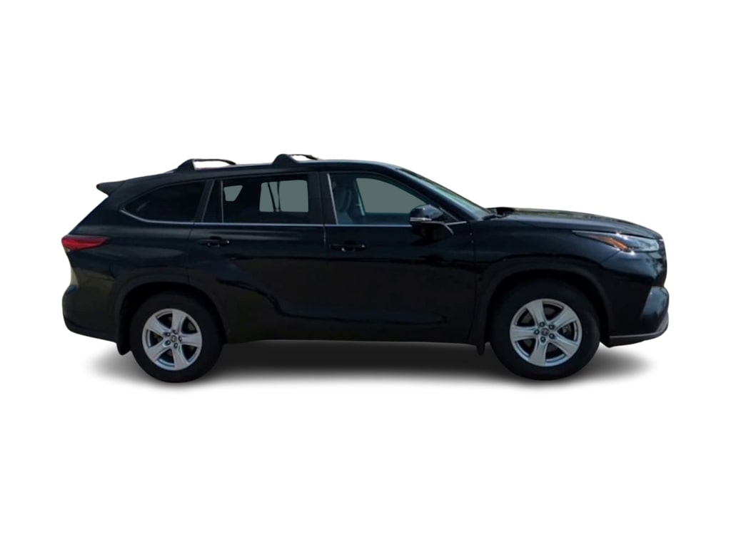 2023 Toyota Highlander L 23