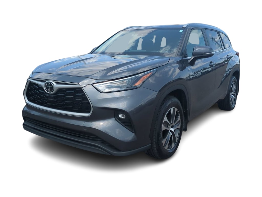 Thumbnail: 2023 Toyota Highlander - 20