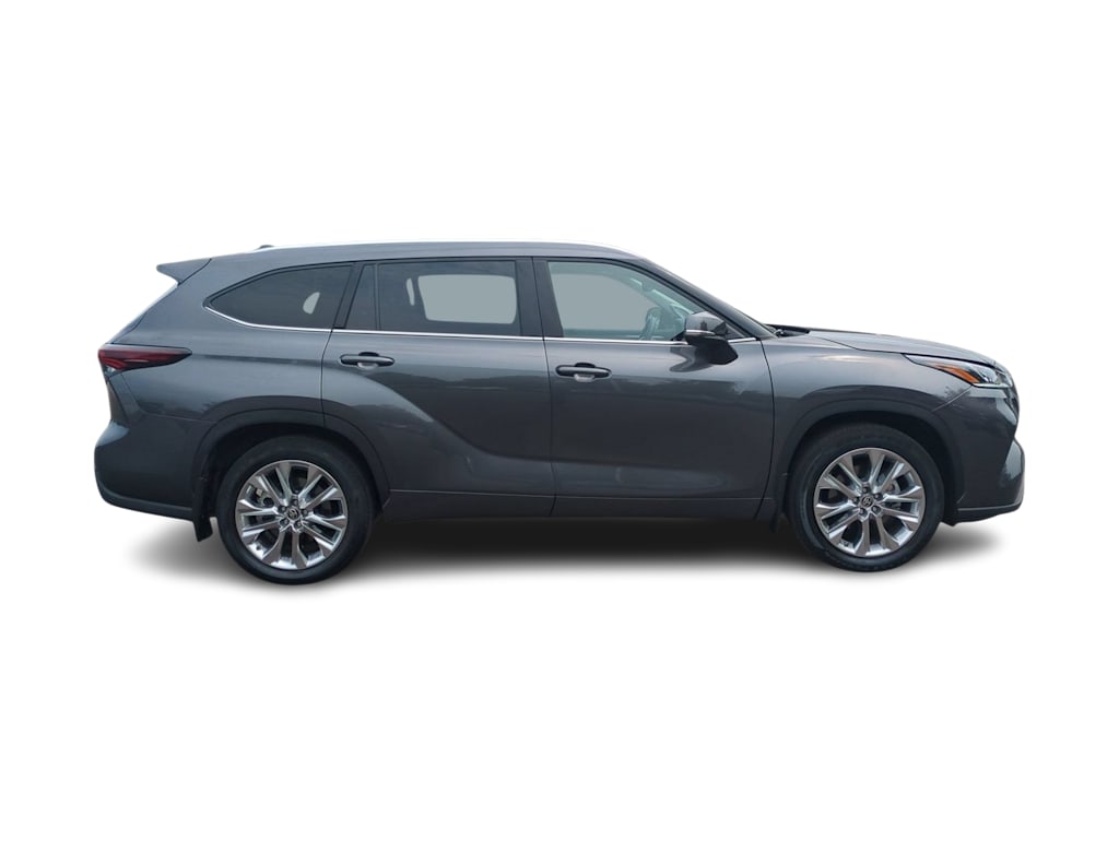 Thumbnail: 2025 Toyota Highlander - 22