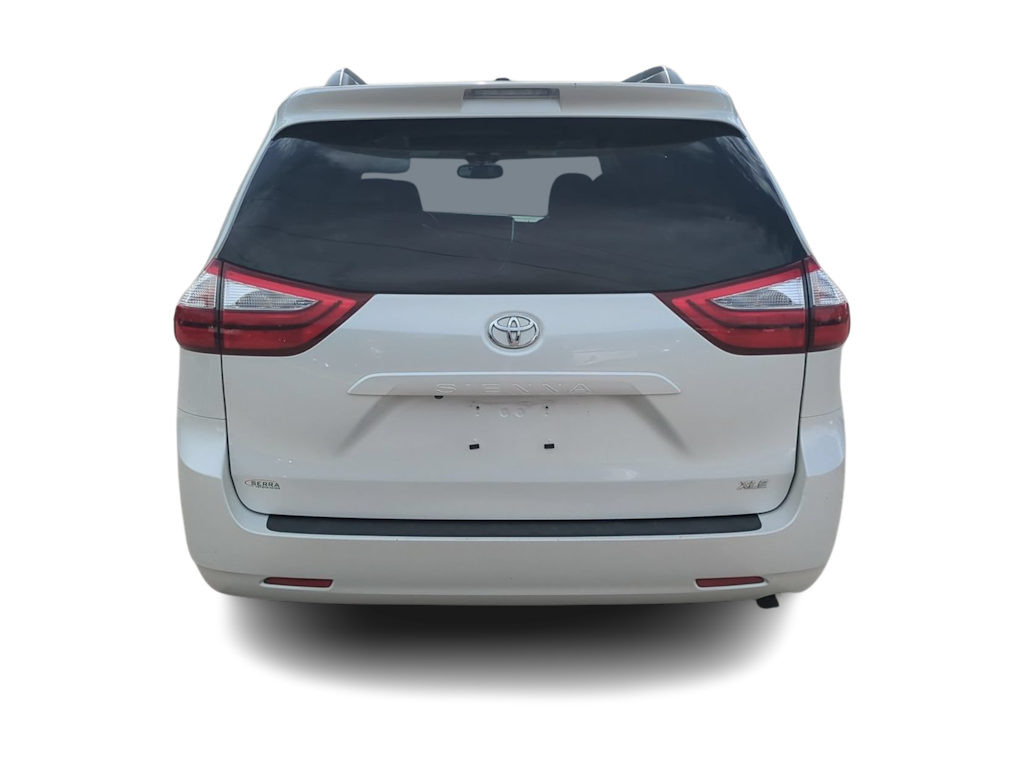 Thumbnail: 2015 Toyota Sienna - 5
