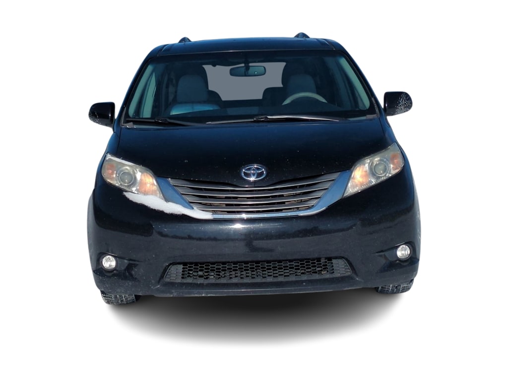Thumbnail: 2013 Toyota Sienna - 6