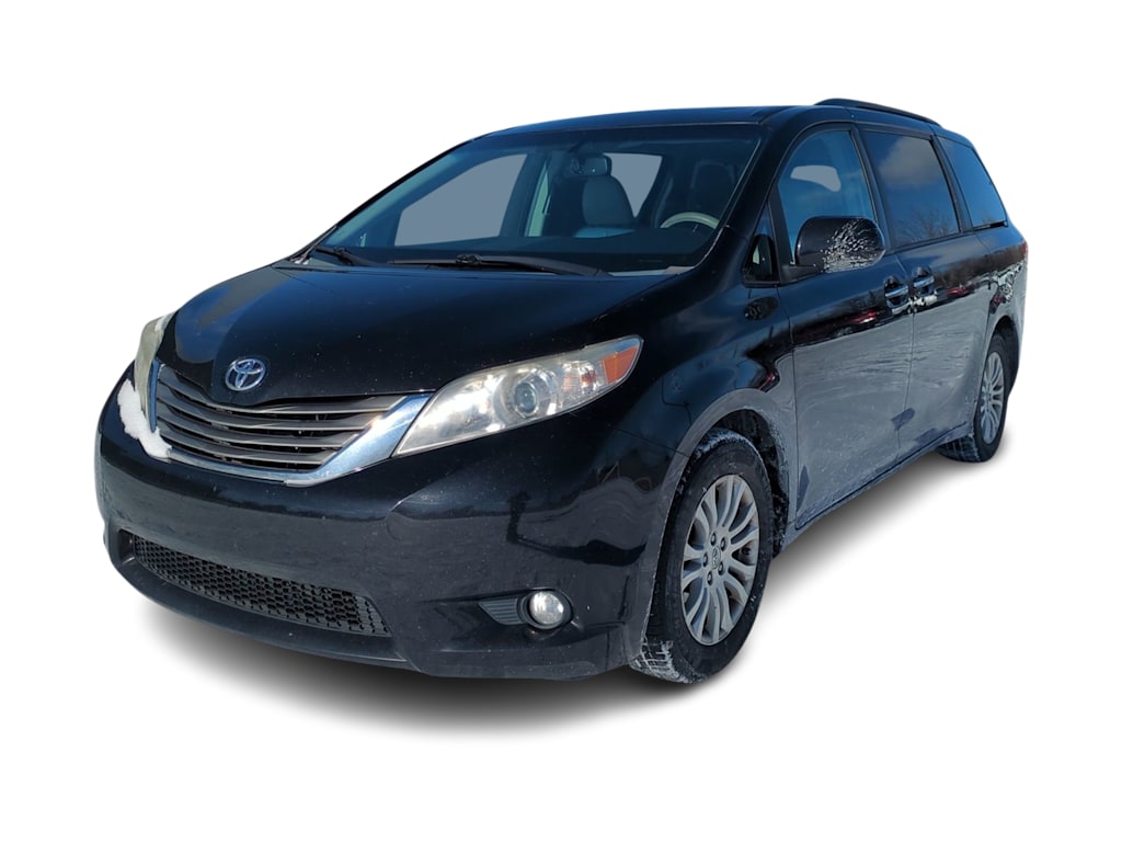 Thumbnail: 2013 Toyota Sienna - 22