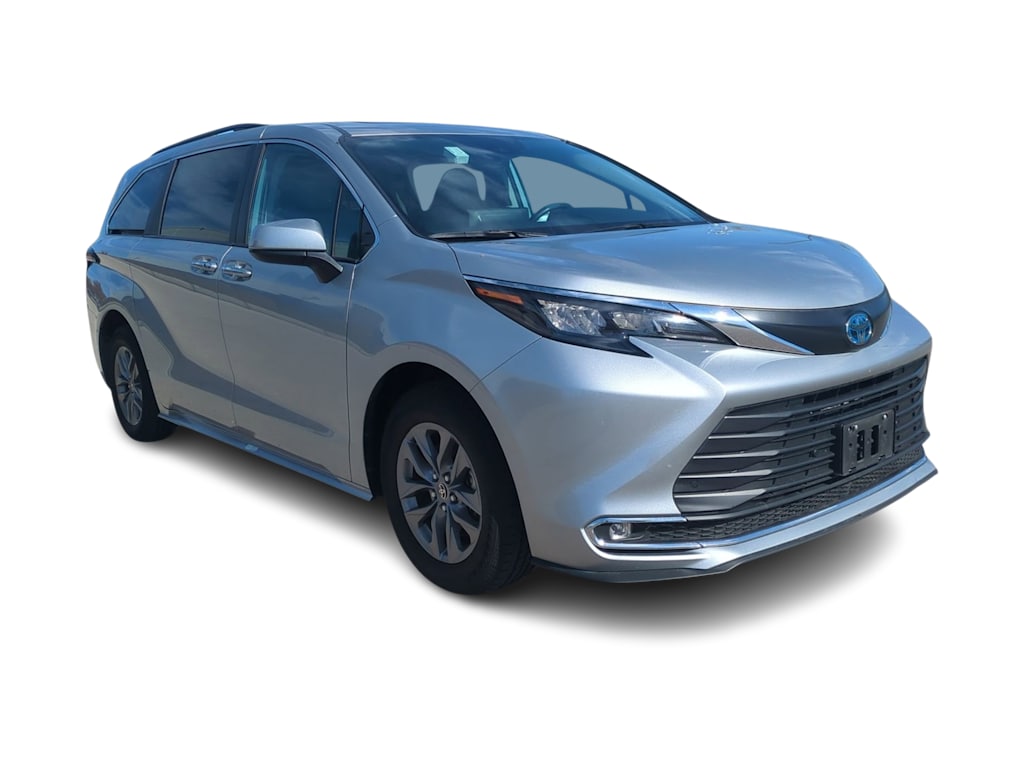 Thumbnail: 2024 Toyota Sienna - 19