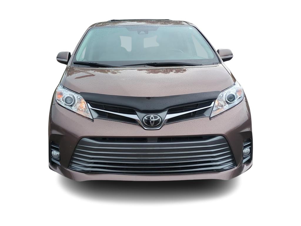 Thumbnail: 2019 Toyota Sienna - 6