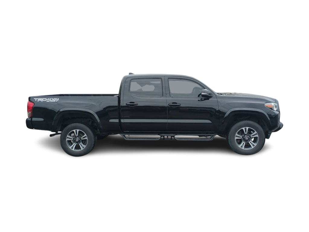 Thumbnail: 2017 Toyota Tacoma - 23