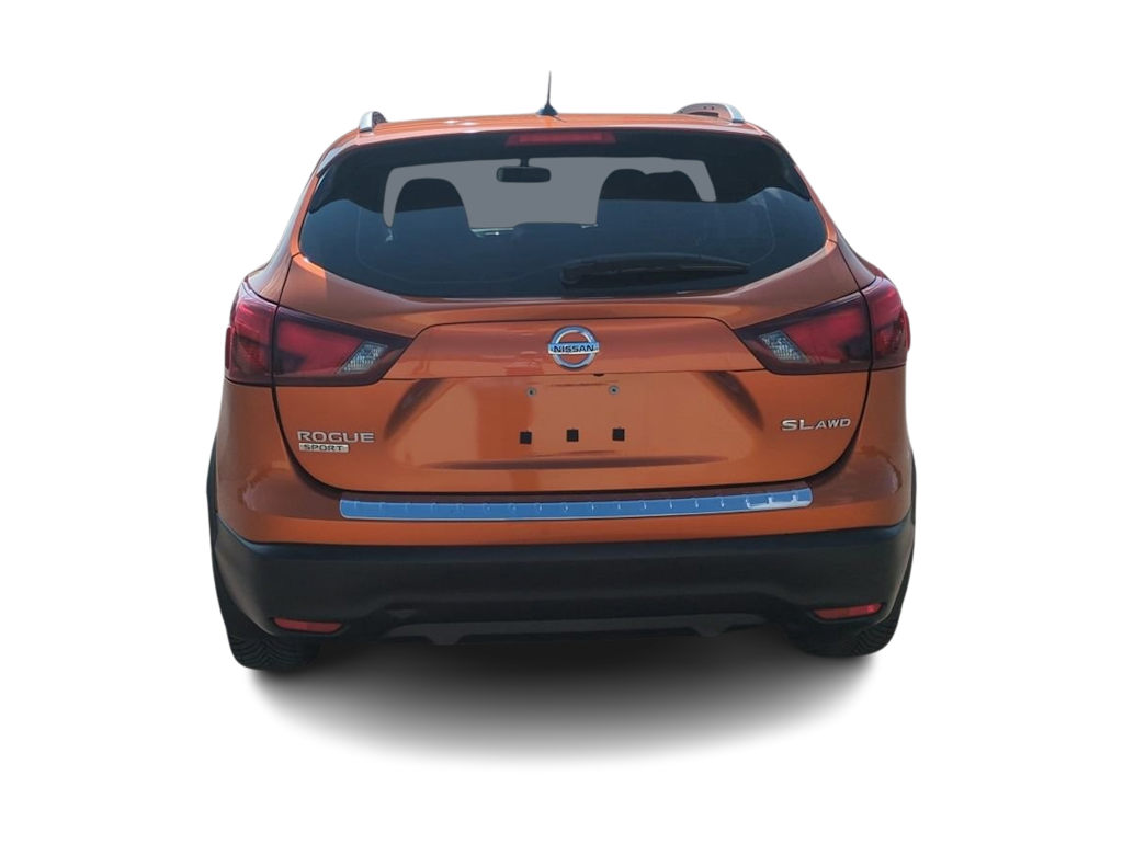 Thumbnail: 2017 Nissan Rogue Sport - 5