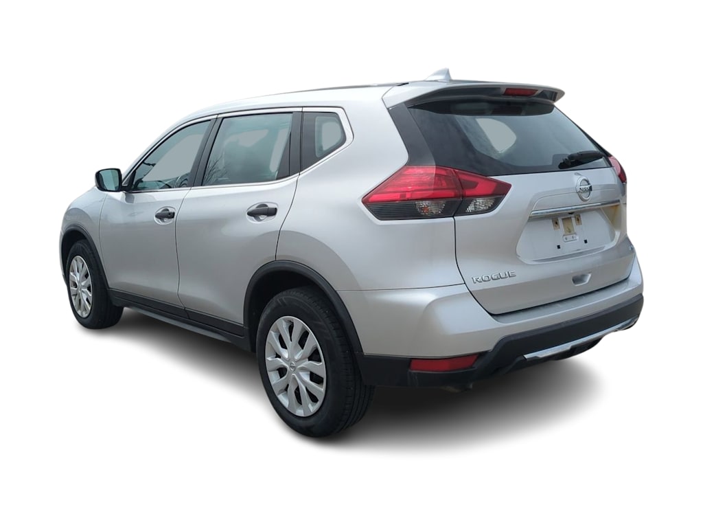 Thumbnail: 2017 Nissan Rogue - 4