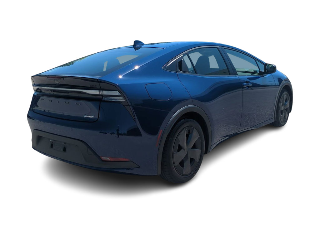 Thumbnail: 2025 Toyota Prius v - 21