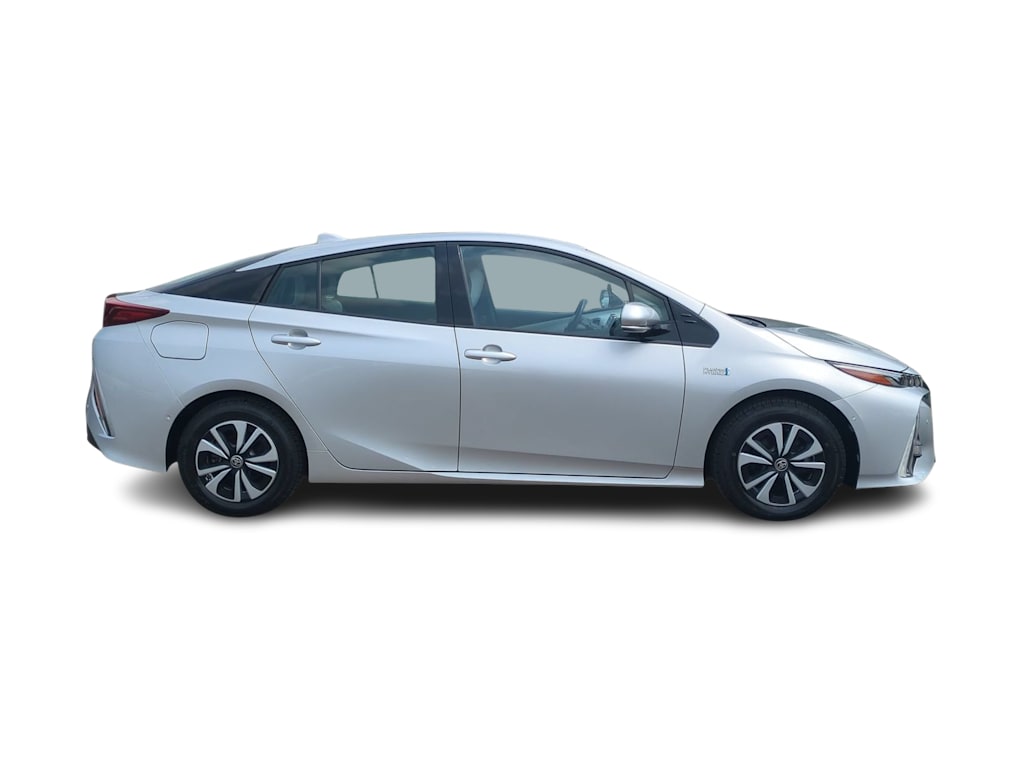 Thumbnail: 2017 Toyota Prius Prime - 20