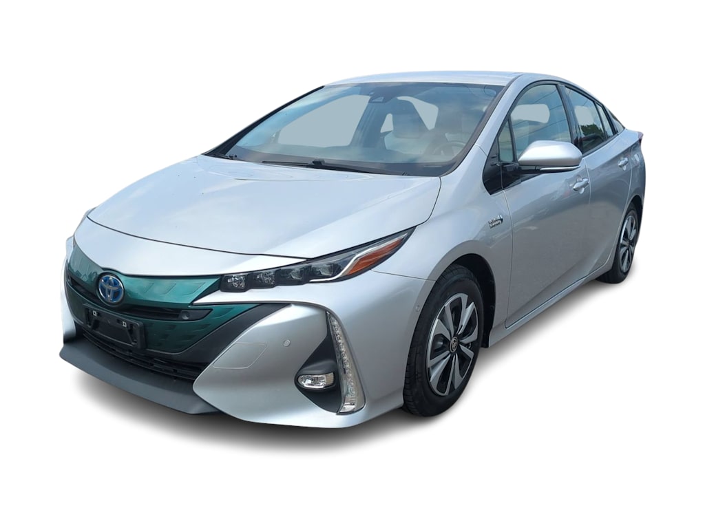 Thumbnail: 2017 Toyota Prius Prime - 18