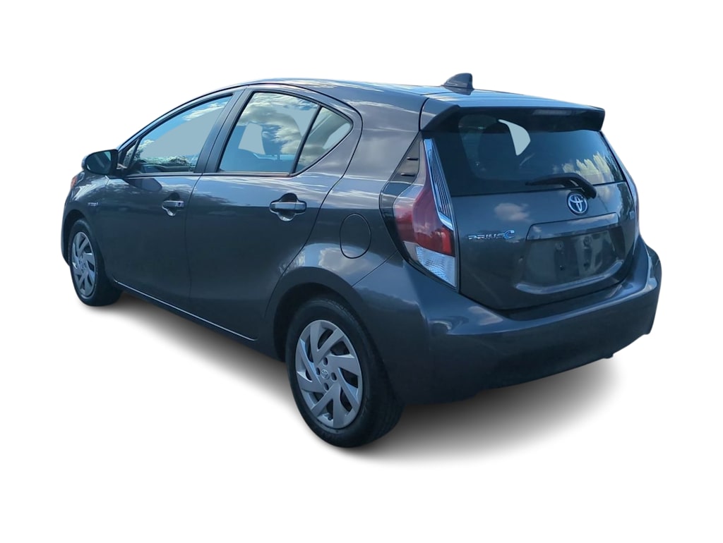 Thumbnail: 2015 Toyota Prius c - 4
