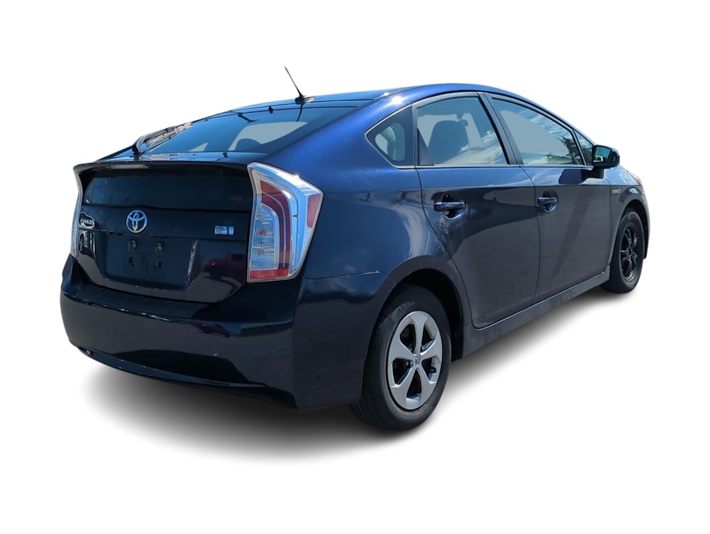 Thumbnail: 2015 Toyota Prius - 21