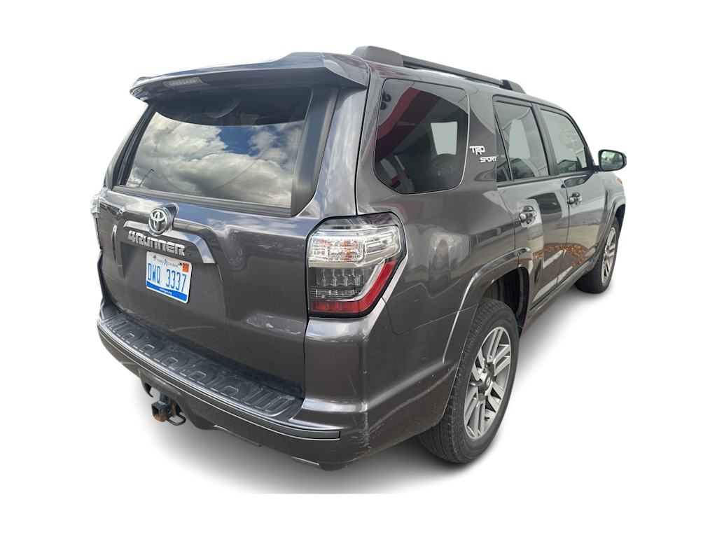 Thumbnail: 2022 Toyota 4Runner - 10