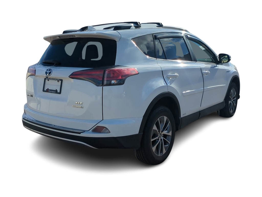 Thumbnail: 2018 Toyota RAV4 - 22