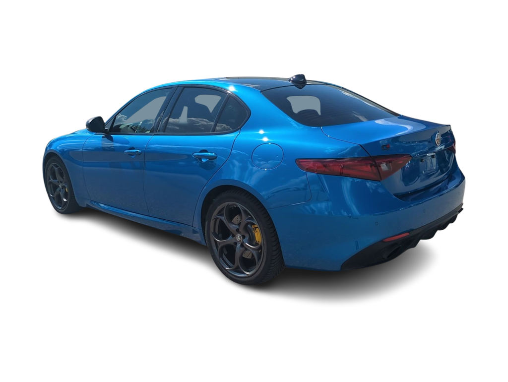 Thumbnail: 2020 Alfa Romeo Giulia - 4