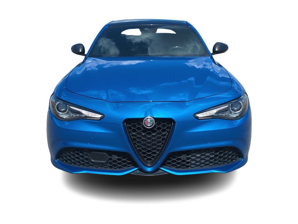 Thumbnail: 2020 Alfa Romeo Giulia - 5