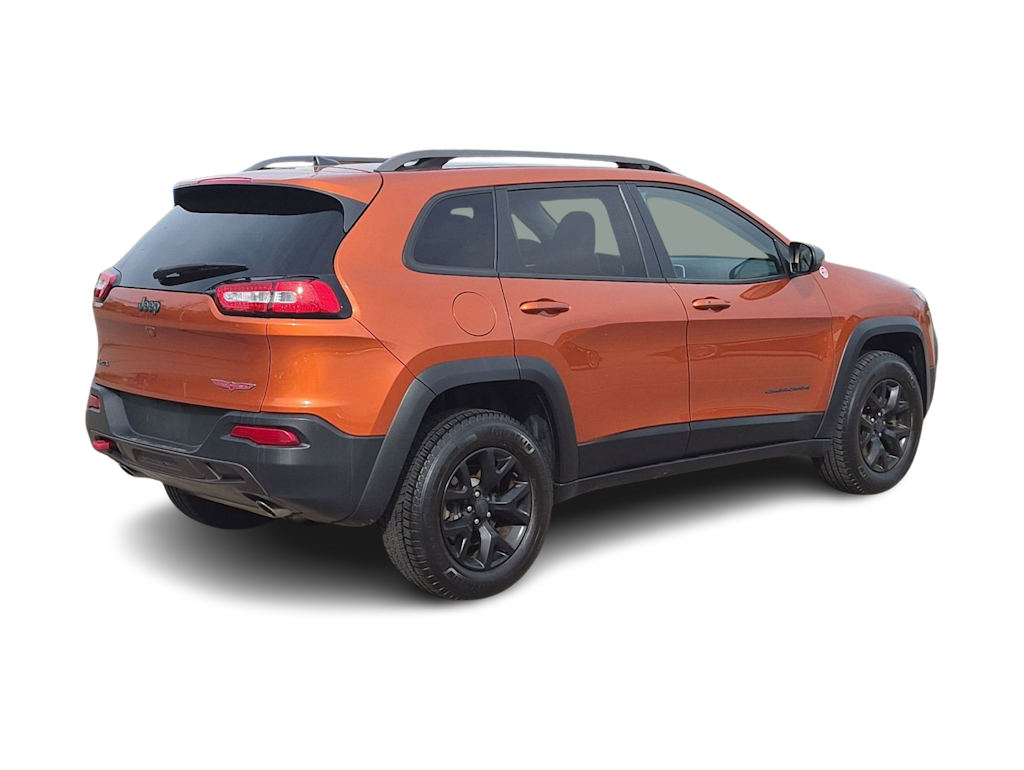 Thumbnail: 2016 Jeep Cherokee - 22