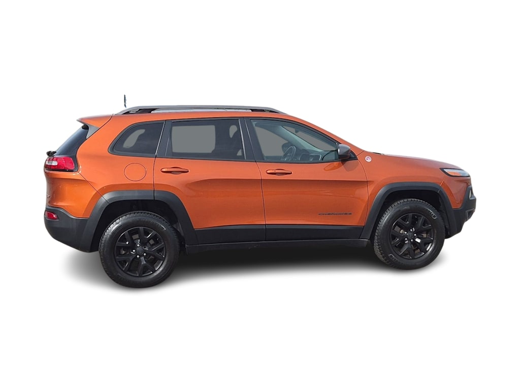 Thumbnail: 2016 Jeep Cherokee - 23
