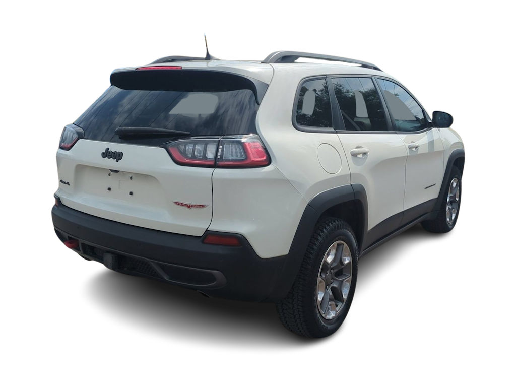 Thumbnail: 2019 Jeep Cherokee - 22
