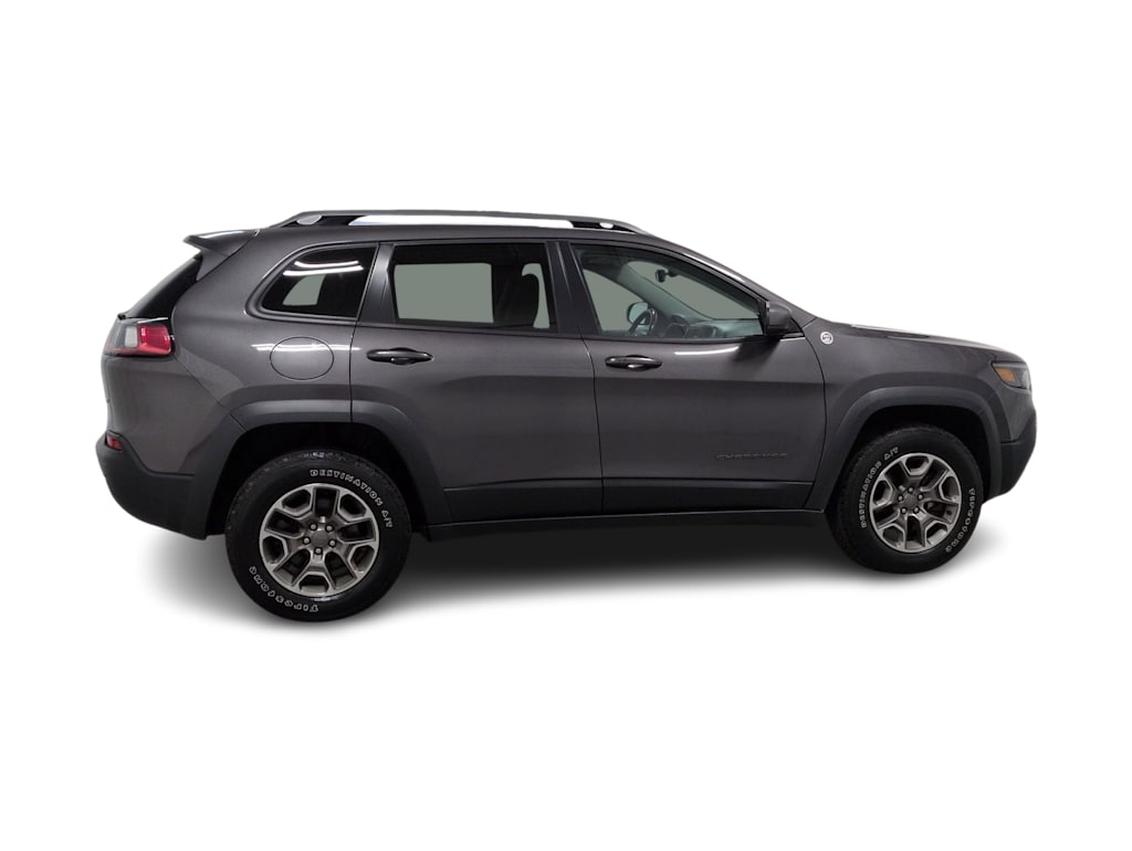 Thumbnail: 2020 Jeep Cherokee - 24