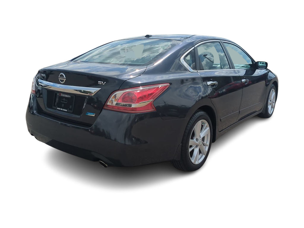 Thumbnail: 2013 Nissan Altima - 22