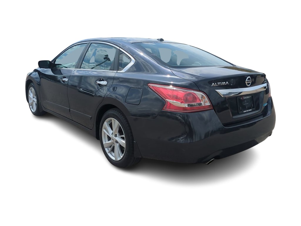Thumbnail: 2013 Nissan Altima - 4