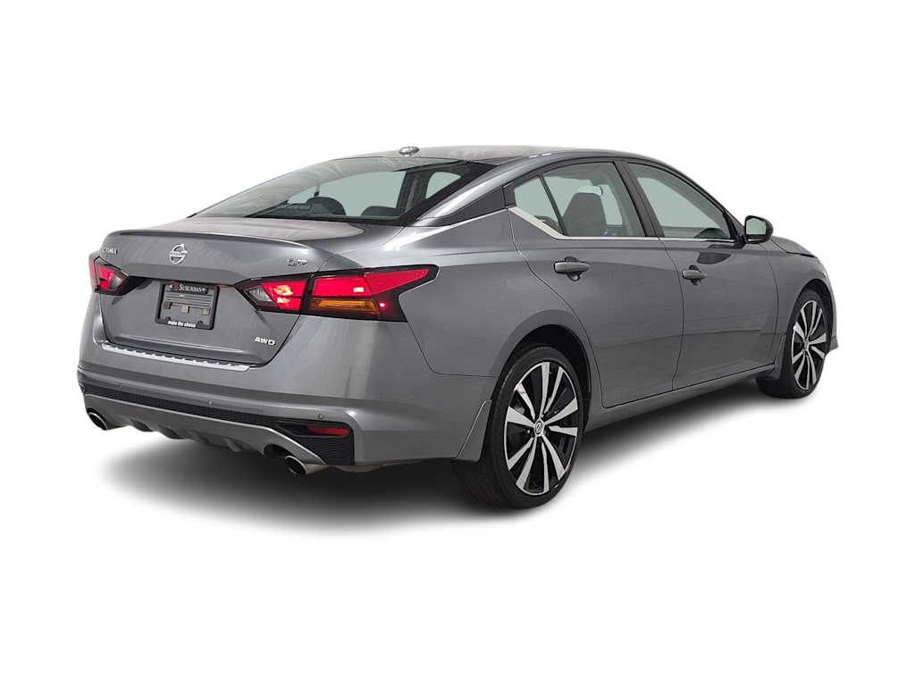 Thumbnail: 2022 Nissan Altima - 22