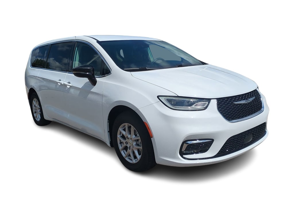 Thumbnail: 2024 Chrysler Pacifica - 18